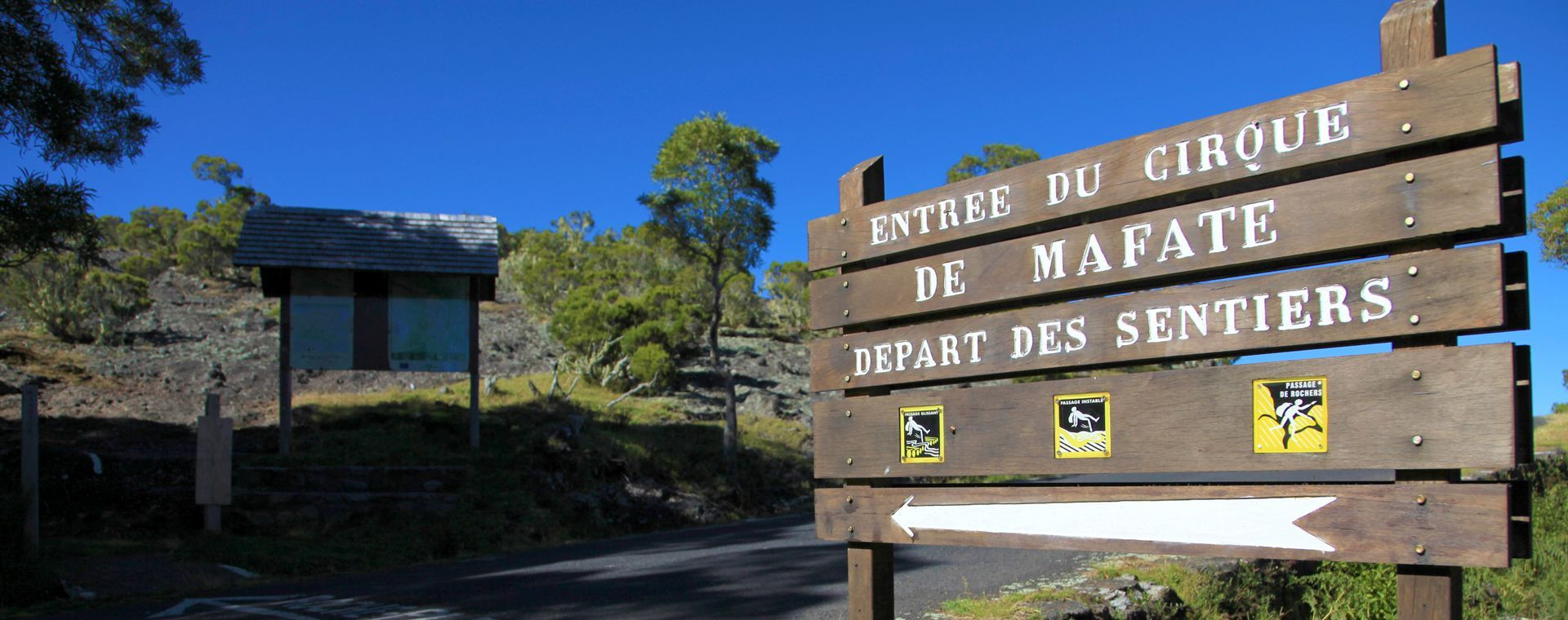 Panneau Indication Entree Cirque Mafate - Île de la Réunion